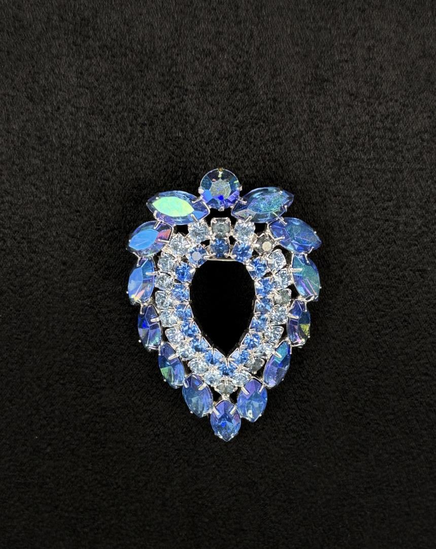 Juliana D&E Sarah Coventry Rhinestone Brooch: 1 3/4" by 2 1/4".
