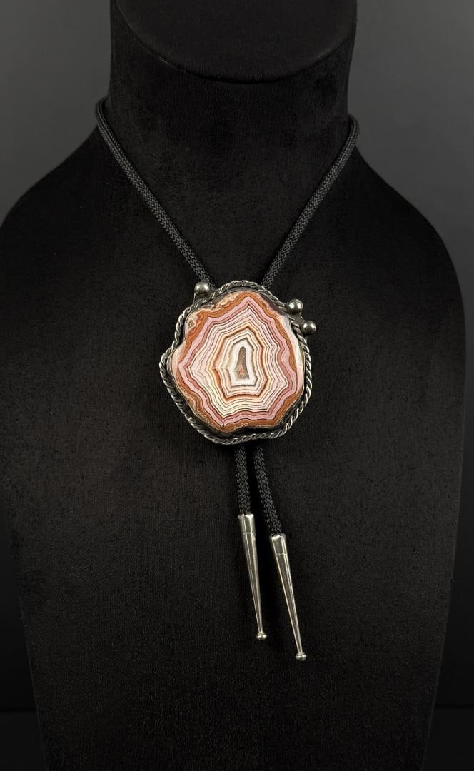 Navajo Sterling Condor Agate Bolo Tie: 17 1/8" long.