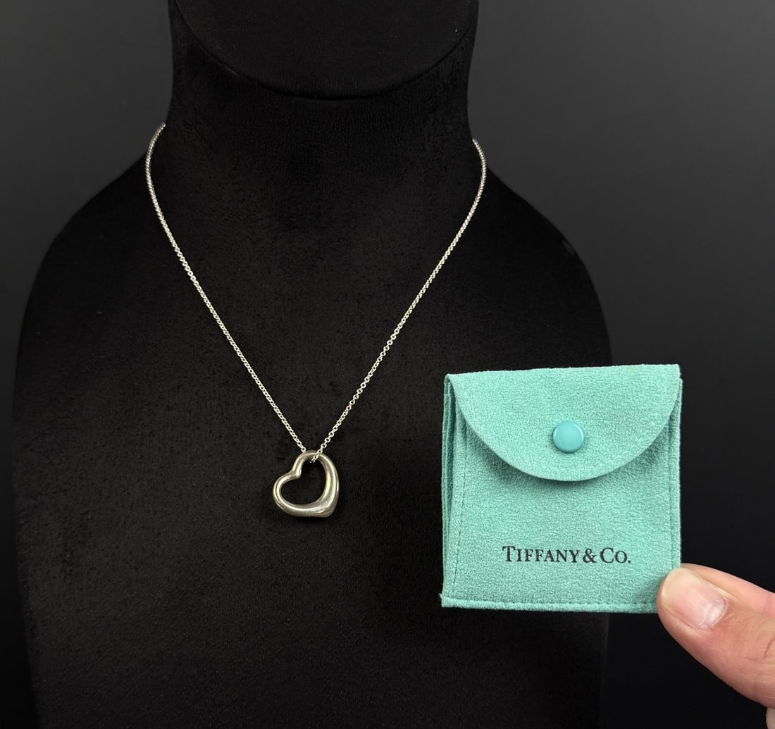 Tiffany & Co Elsa Peretti Sterling Heart Necklace: 10 1/2" long as displayed. 7.49 grams.