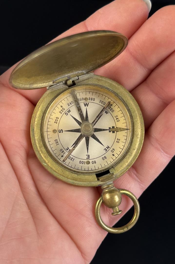WW2 US Army Compass (1 of 4)