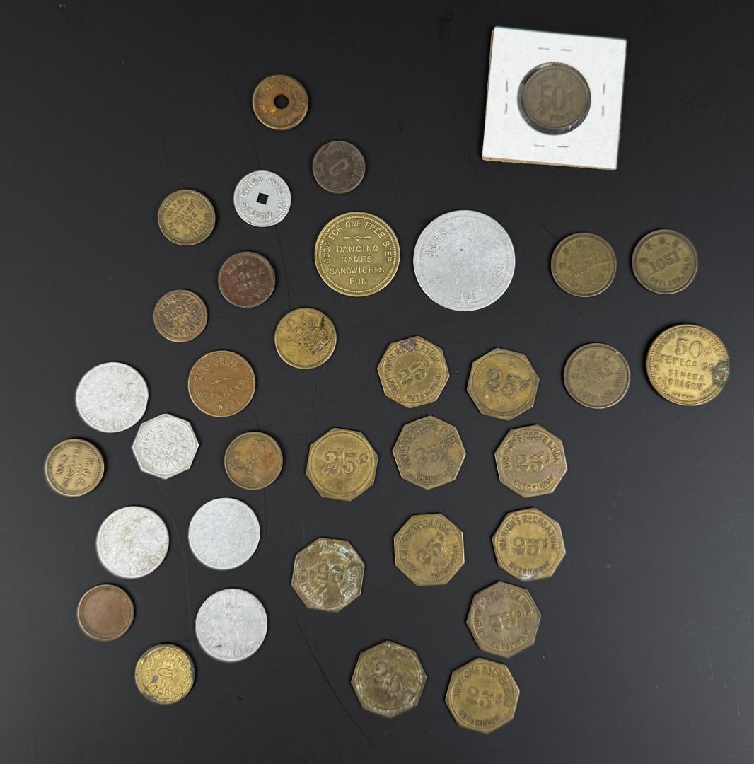 Collection of Trade Tokens: Nice grouping