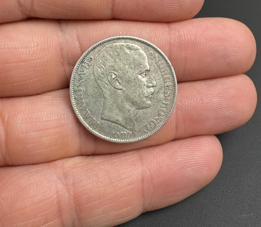1908 Norway Silver Krone Coin: Decent example.