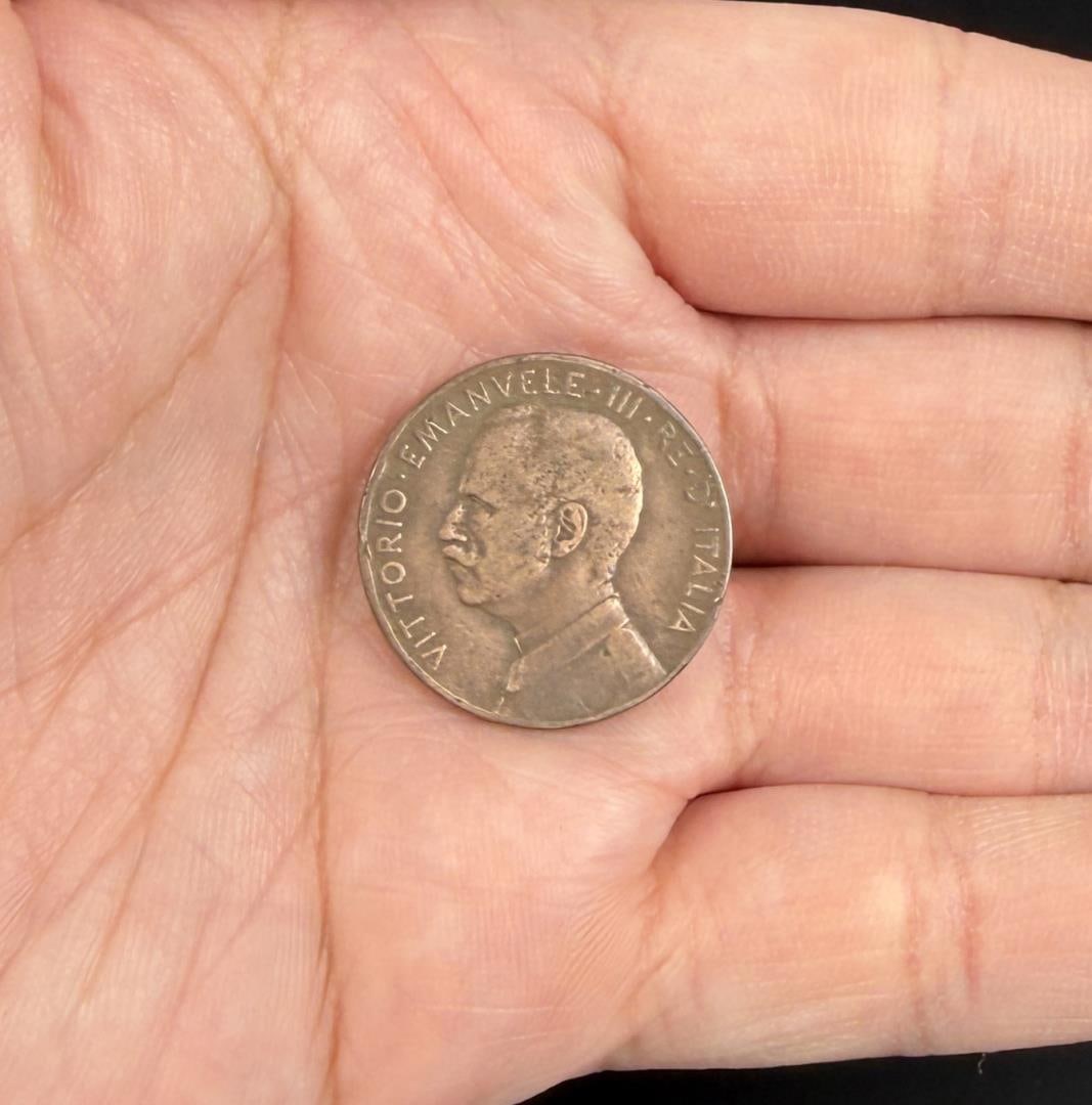 1915 Italy 1 Centesimo Coin: Decent example.
