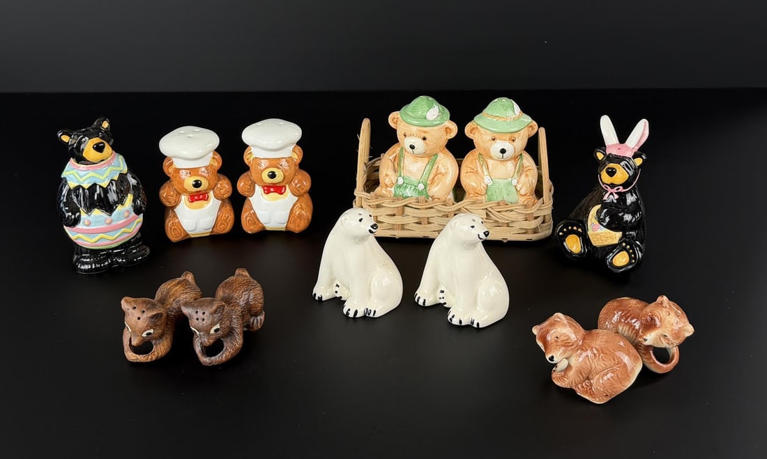 Collection of Bear Salt & Pepper Shakers (1 of 9)