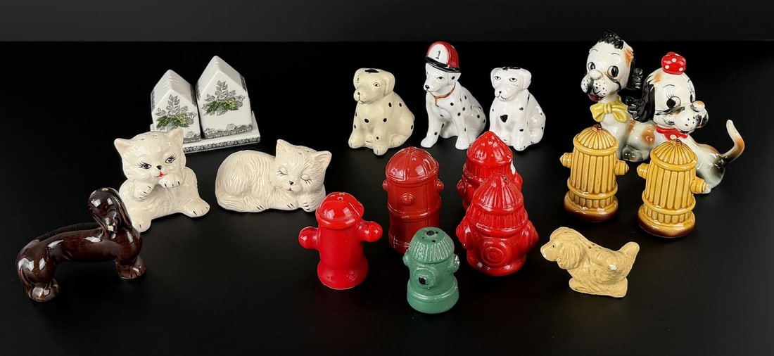 Collection of Dog Hydrant Salt & Pepper Shakers (1 of 11)