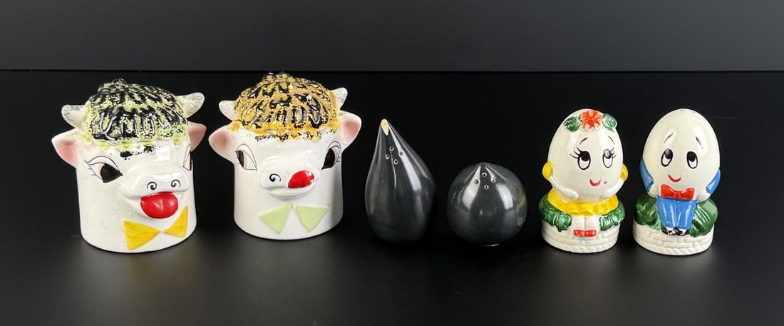 Collection of Salt & Pepper Shakers (1 of 8)