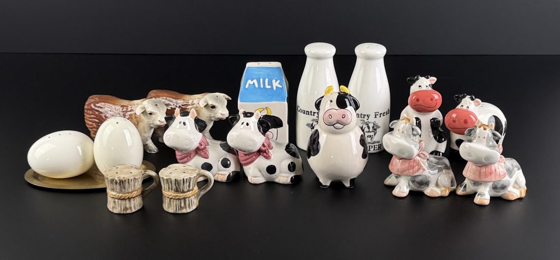 Collection of Cow Salt & Pepper Shakers: Nice grouping