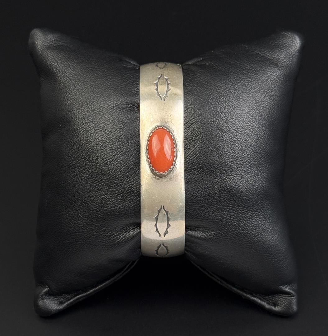 Navajo Sterling Silver Coral Bracelet: 24.8 grams. 5" inner circumference.