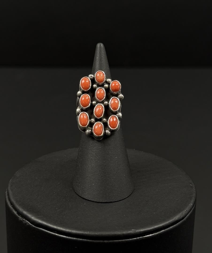 Navajo Sterling Silver Coral Ring: 9.1 grams. Size 6