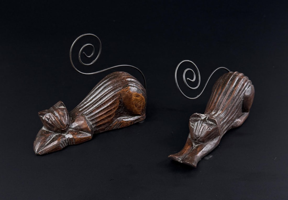 Wood and Wire Cats (1 of 6)