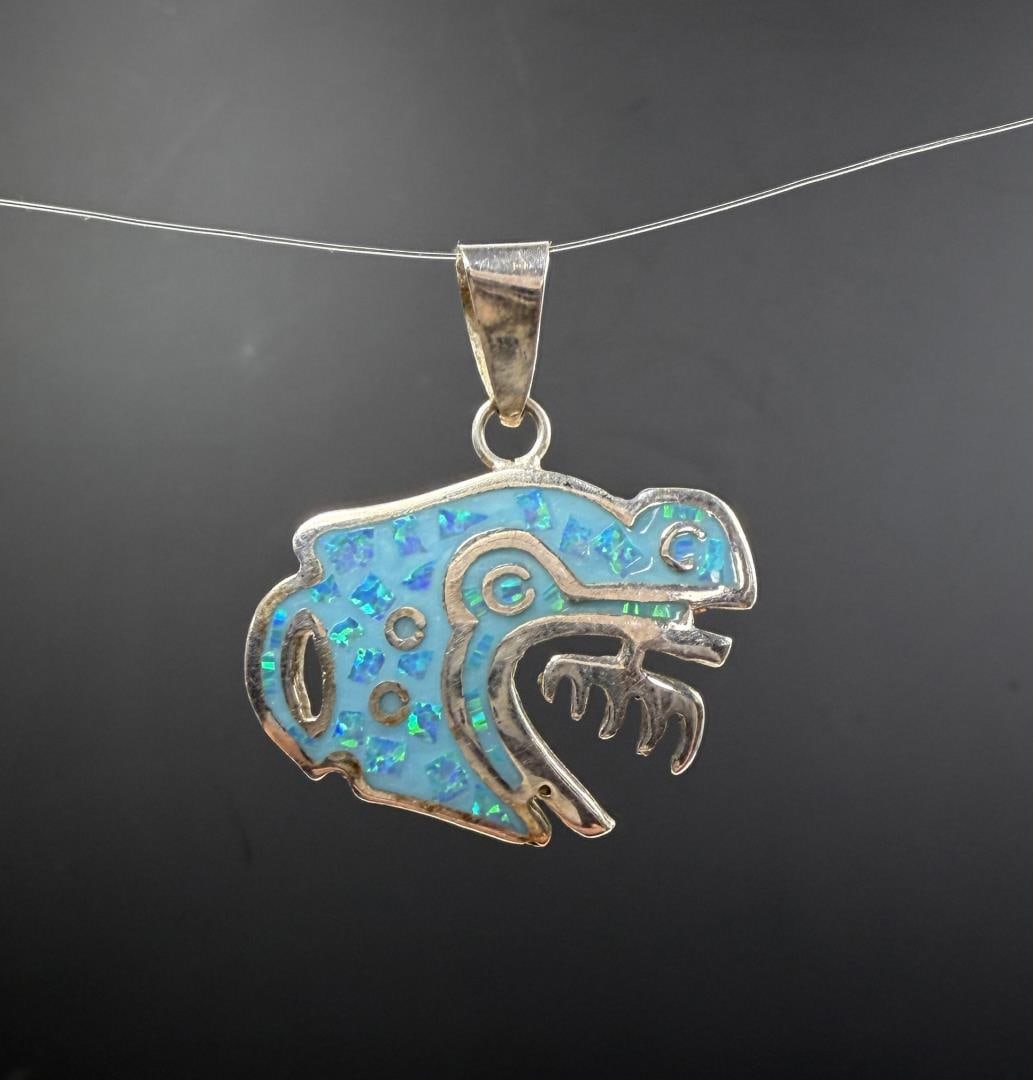Taxco Mexico Sterling Aztec Jaguar Pendant: 6 grams. 1 1/8" by 1 3/8"