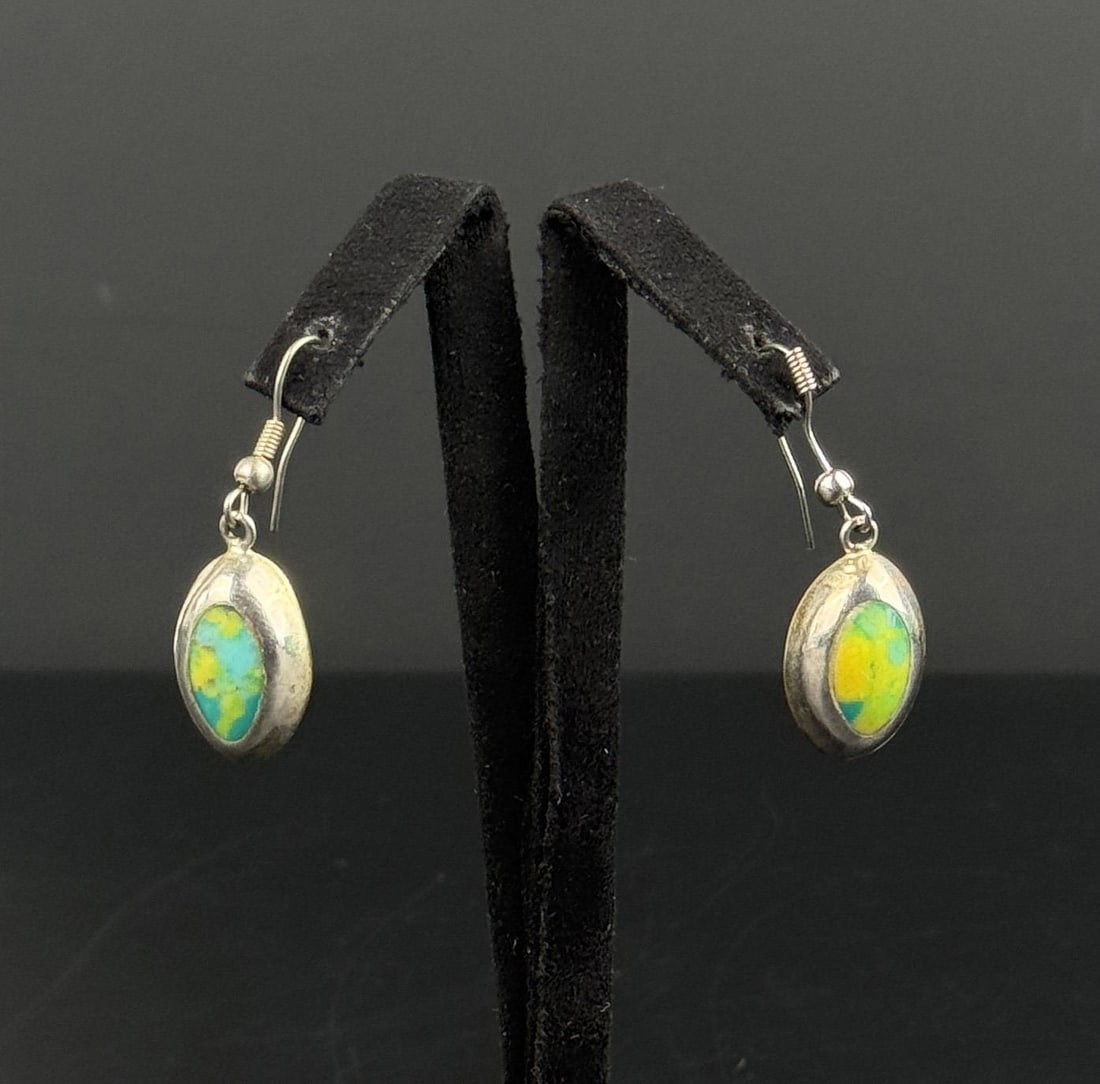 Taxco Mexico Sterling Silver Earrings: 1 1/4" long. 4.46 grams.