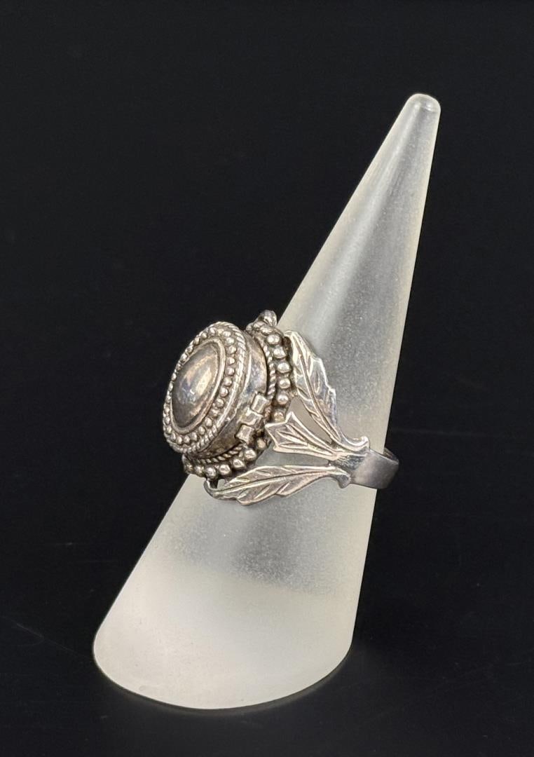 Sterling Silver Poison Ring: Size 8 1/2. 9.57 grams.