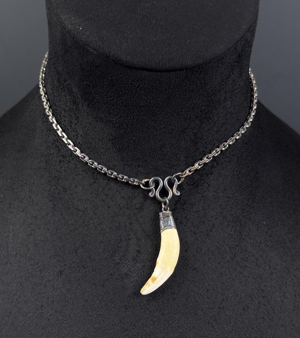 Victorian Sterling Silver Wolf Tooth Necklace: 27.54 grams. 14 1/2" long as displayed.