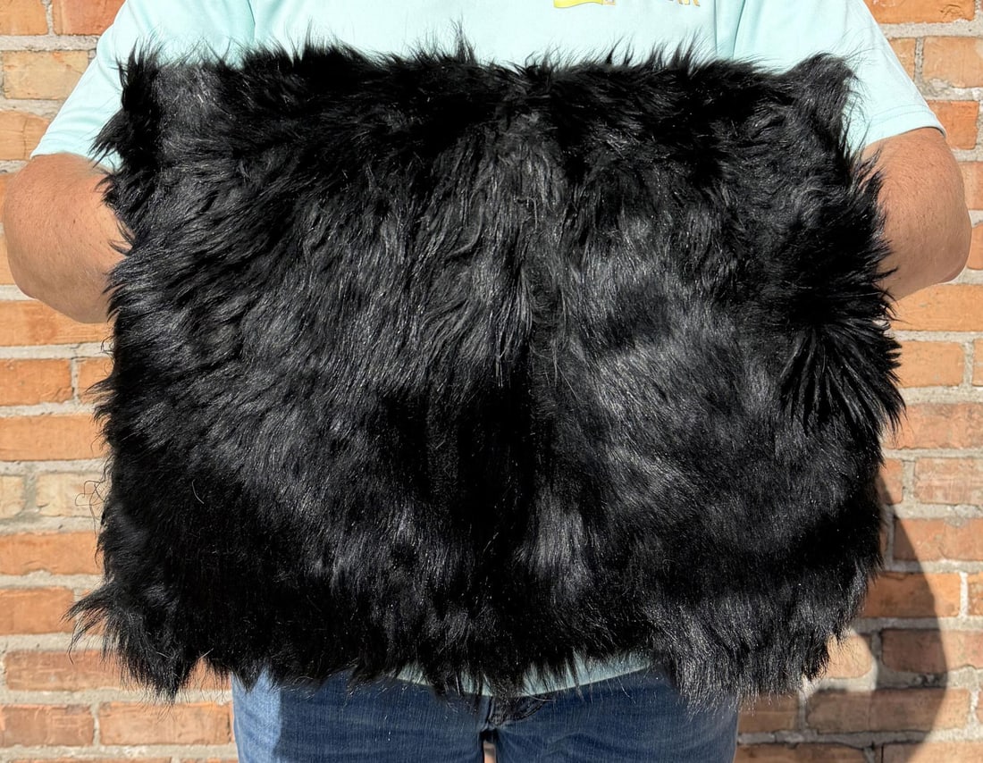Black Bear Fur Stagecoach Muff (1 of 4)