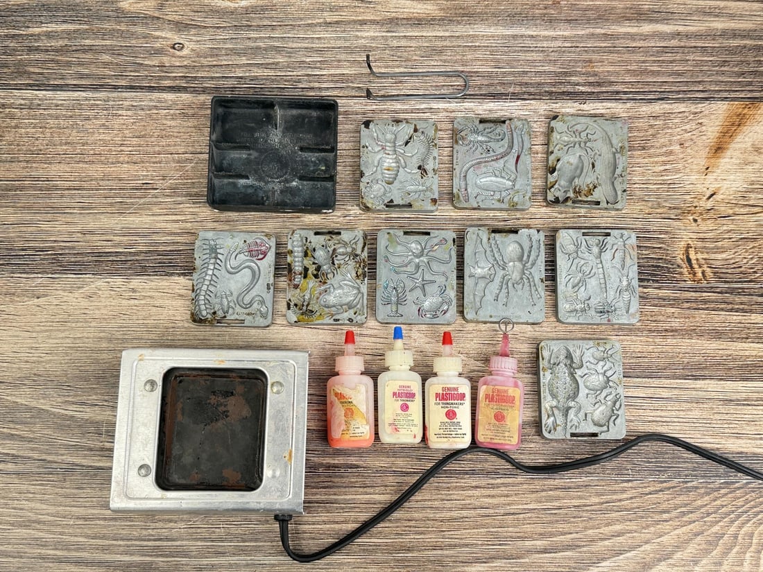 1964 Mattel Thing Maker Creepy Crawlers (1 of 8)