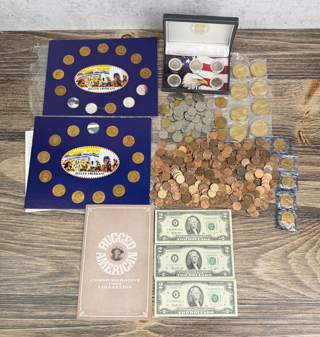 Coin Collection: Nice grouping.