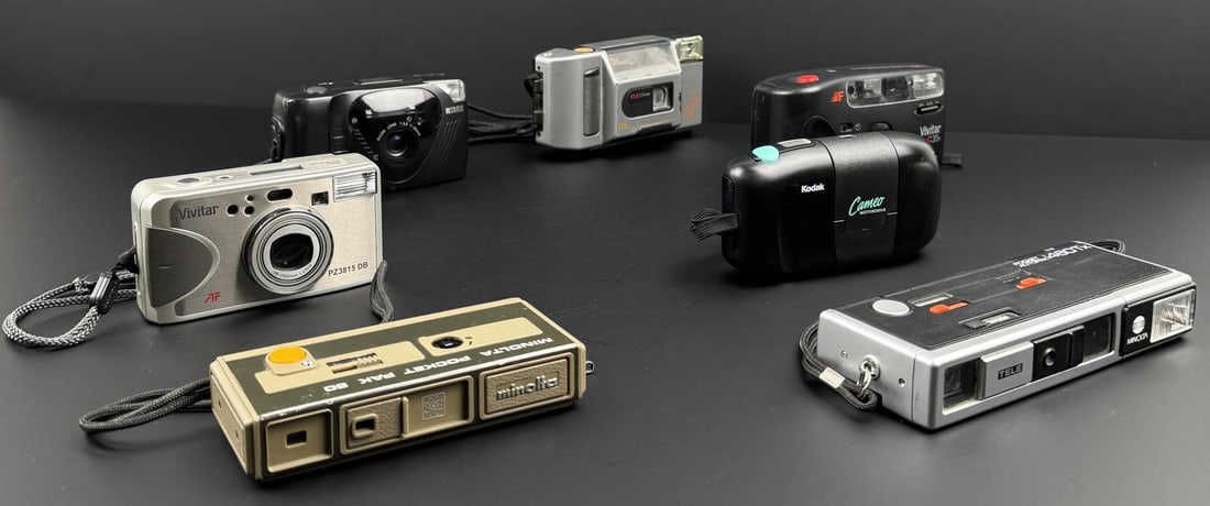 Collection of Vintage Point and Shoot Cameras (1 of 18)