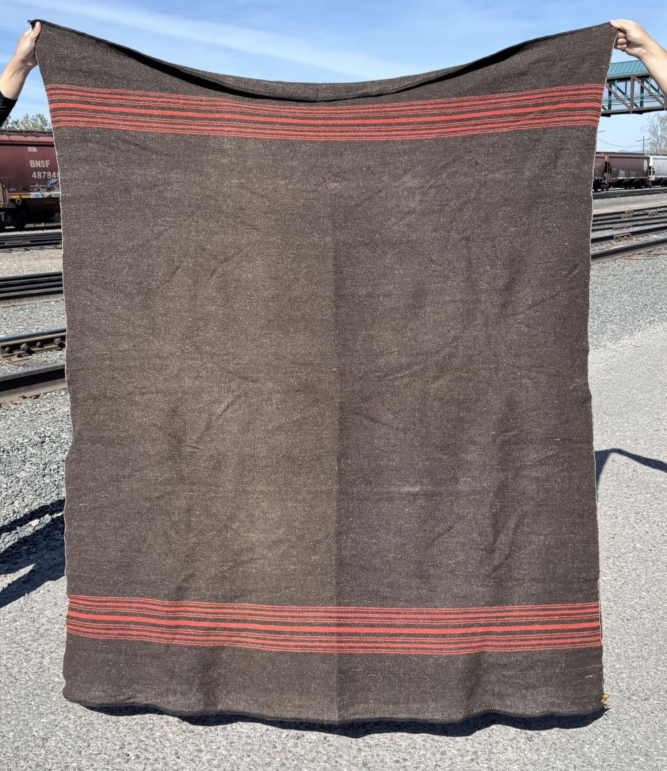 Baron Woolen Mills Utah Wool Trade Blanket: 62" by 77"