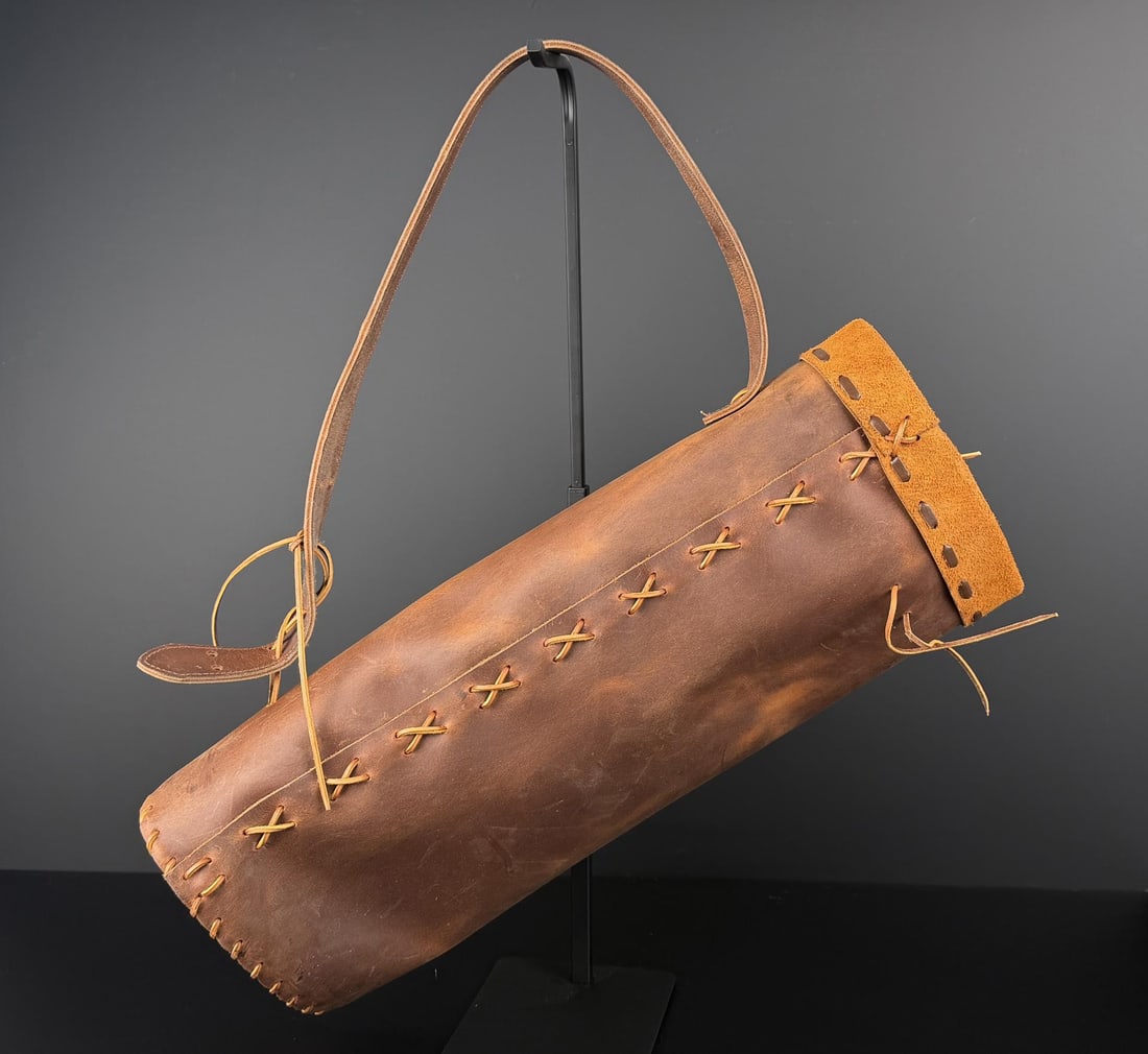 Howard Hill Traditional Archery Leather Quiver (1 of 6)