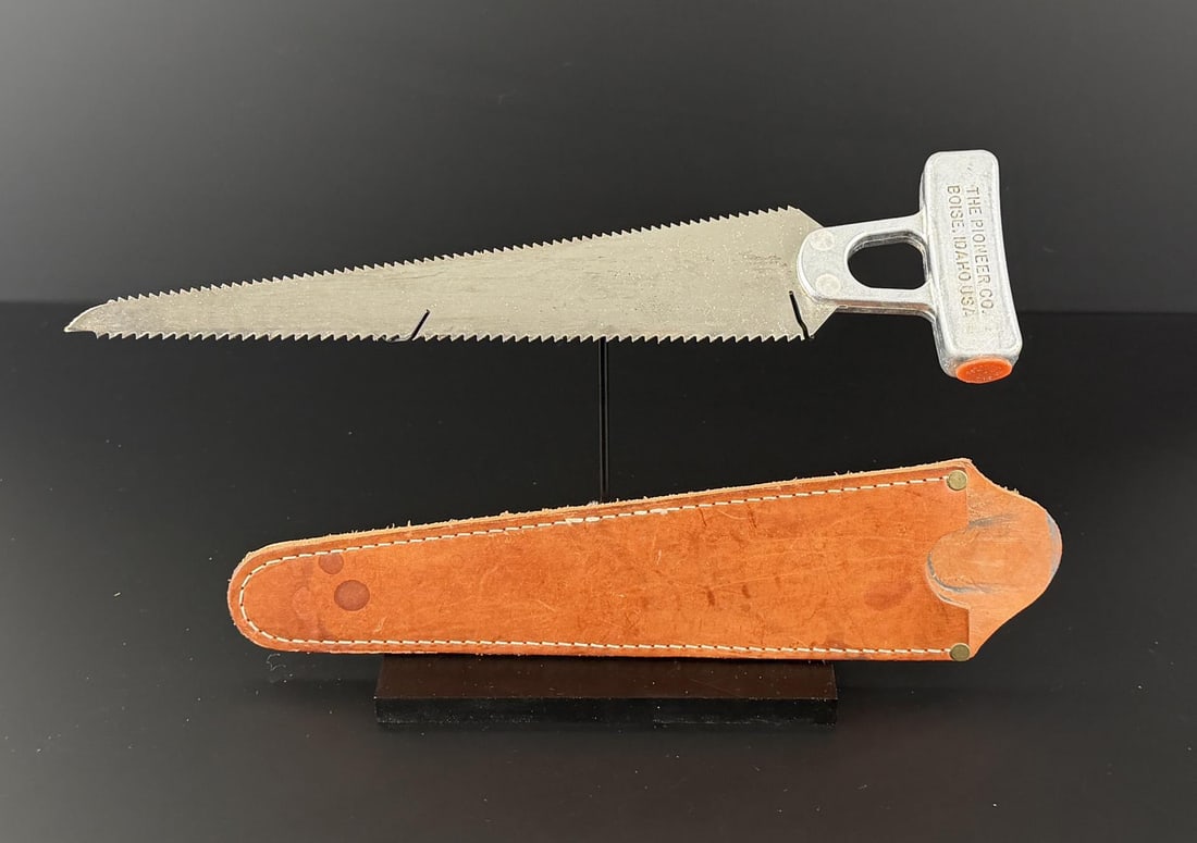 Knapp Hunting Sport Saw: 13 1/4" long.