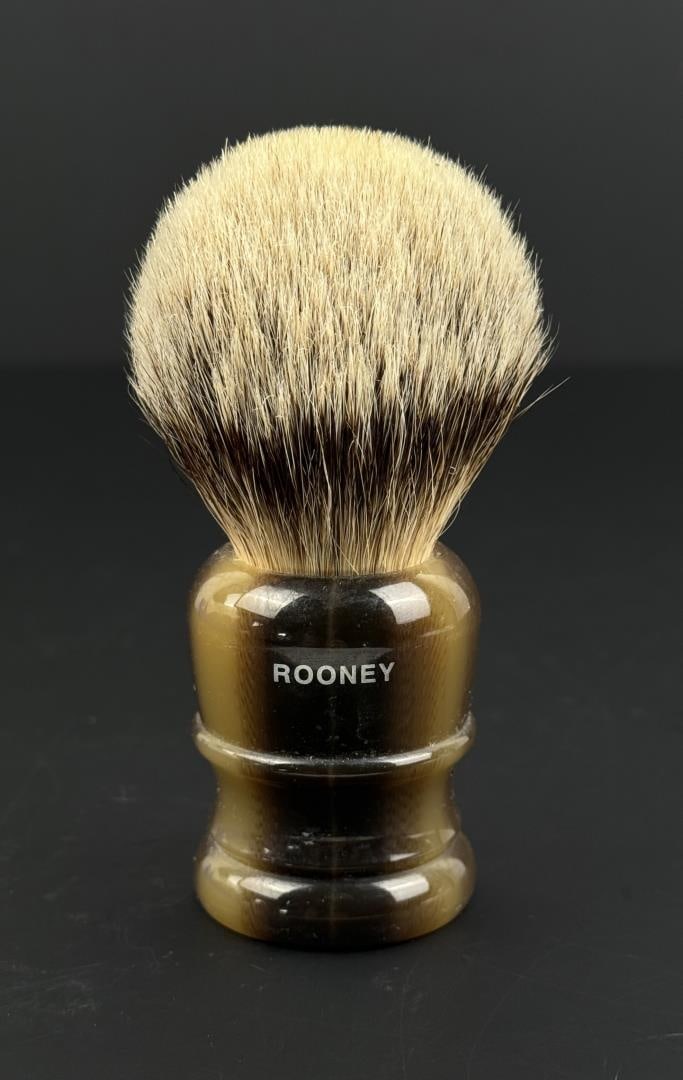 Rooney Silvertip Badger Shaving Brush (1 of 5)