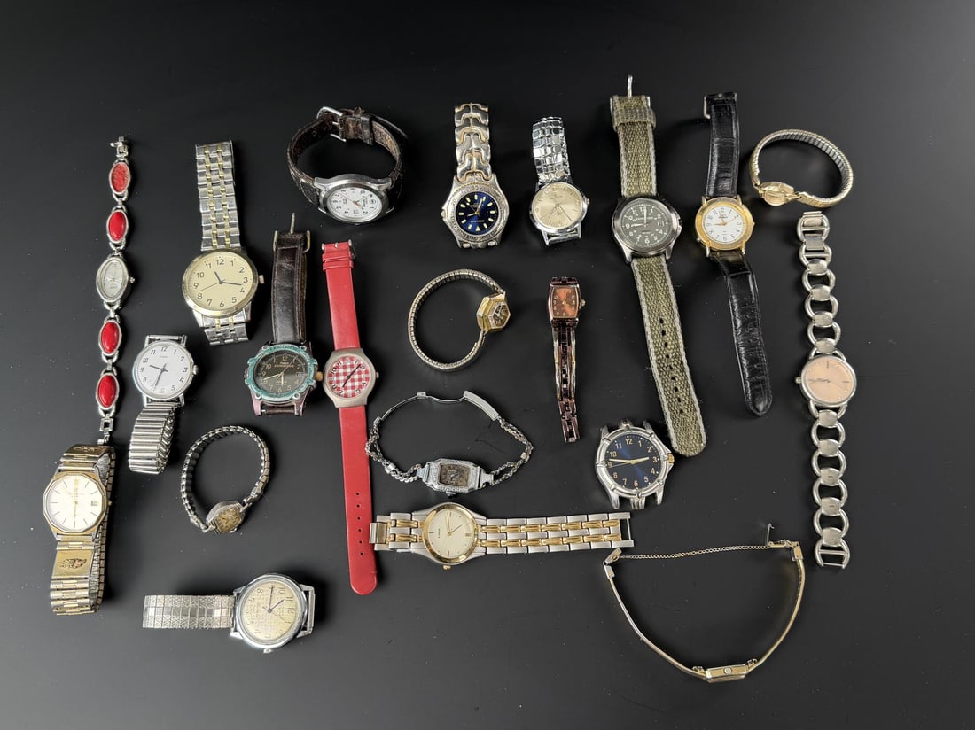 Collection of Vintage Watches (1 of 5)