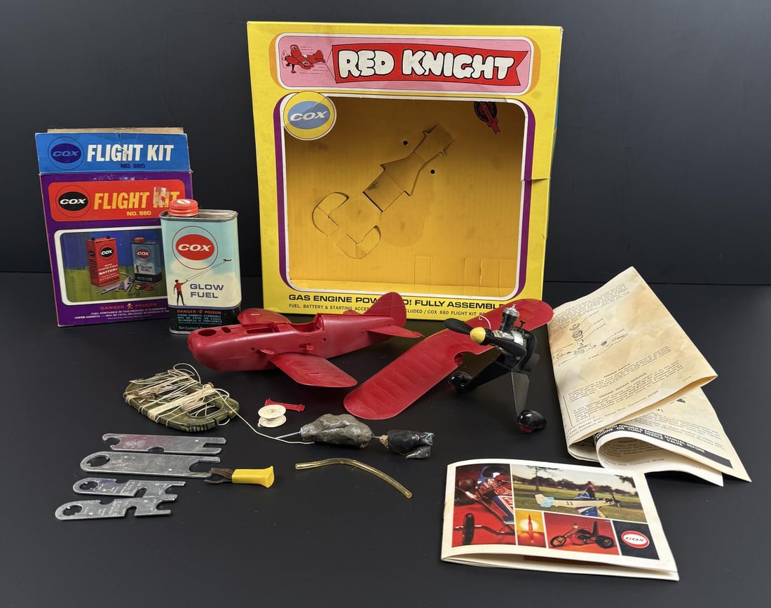 Cox Red Knight Red Baron Line Airplane (1 of 15)