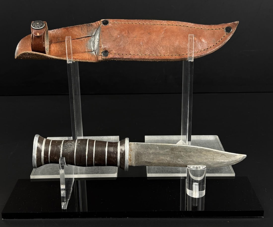 WW2 Theater Made Fighting Knife (1 of 4)