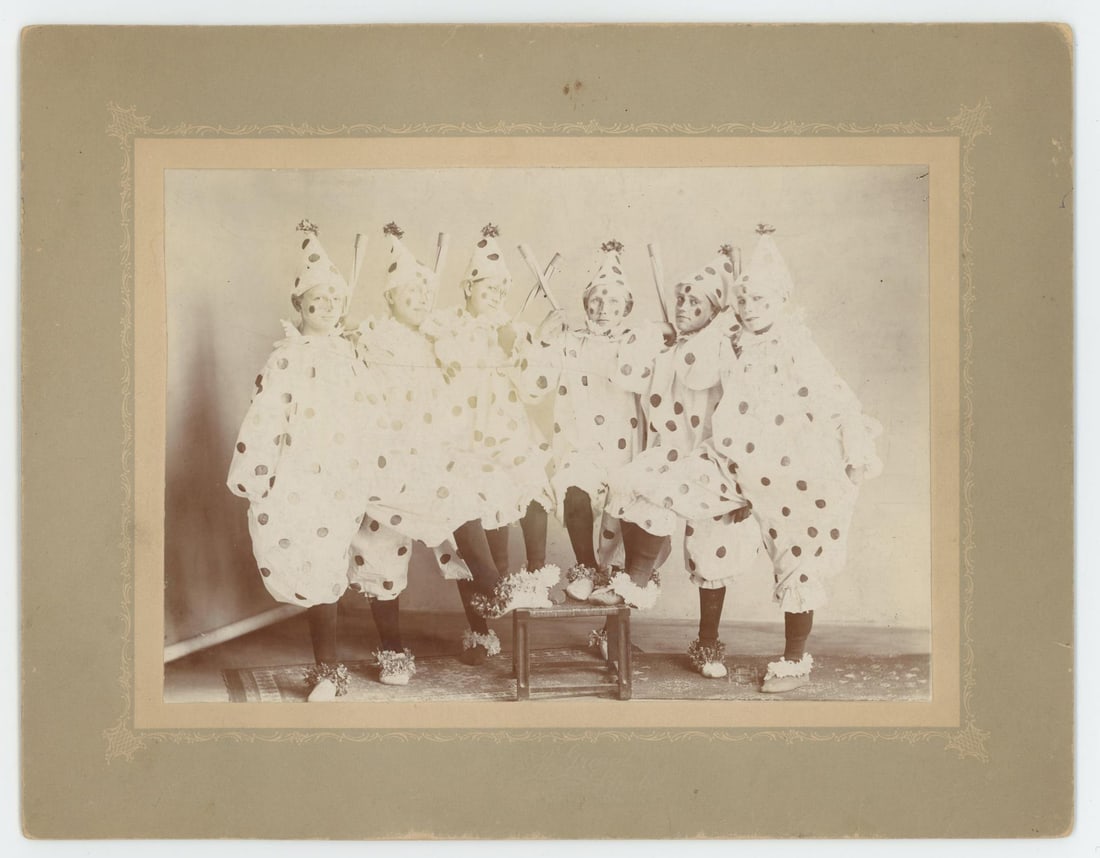 Smithland Iowa Clown Costume Photo: 7" by 9"