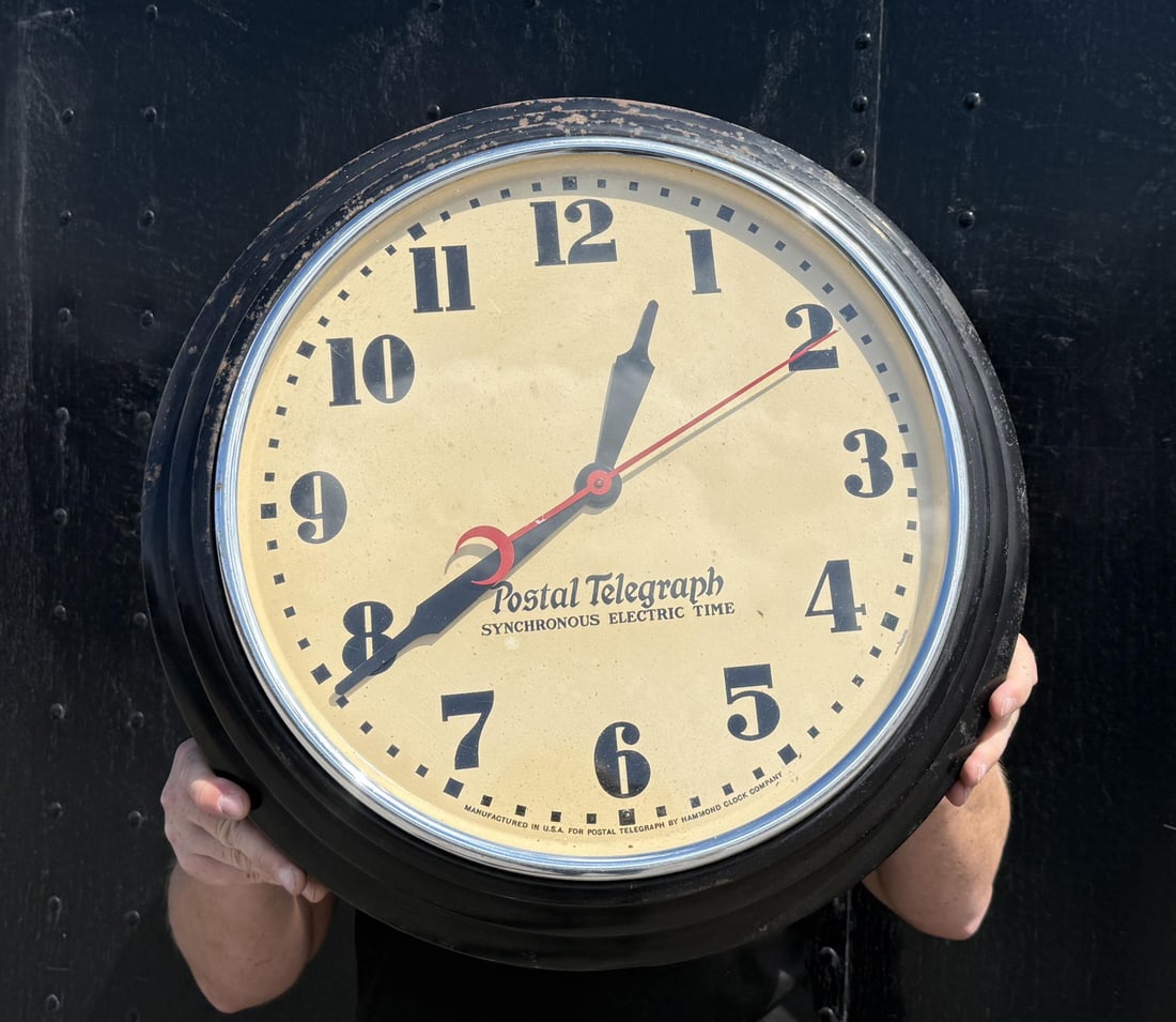 Hammond Postal Telegraph Clock: Synchronous Electric Time. Working. 19 3/4" diameter.