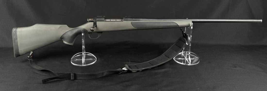 Weatherby Vanguard .257 WBY Mag Rifle: Paso Robles California, Made in Japan. 24" barrel. Requires FFL Transfer. C&R not accepted.