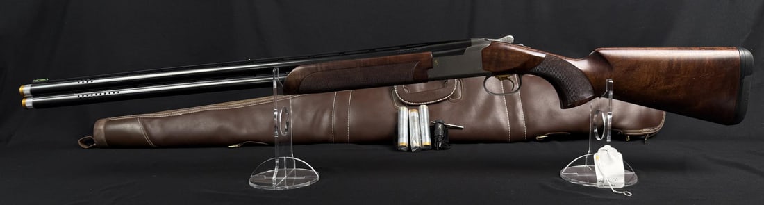 Browning Citori 725 Sporting O/U 12ga Shotgun: 31" barrels. Comes with spare chokes. Requires FFL Transfer. C&R not accepted.