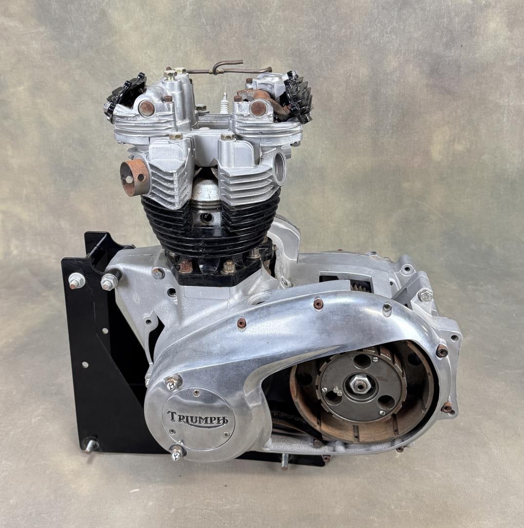 1959 Triumph T120 Bonneville 650 Cutaway Engine (1 of 17)