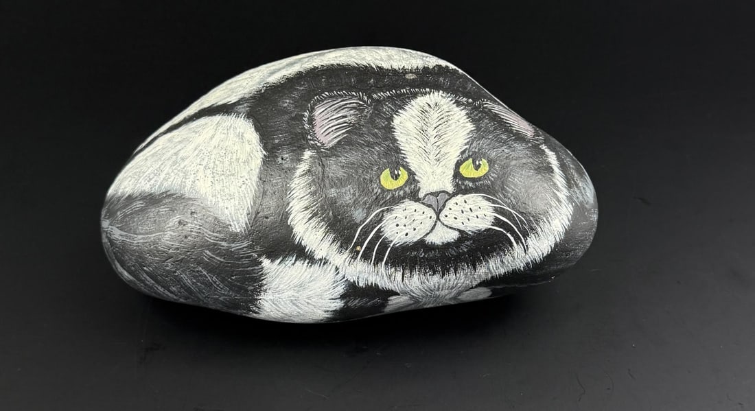 Folk Art Painted Cat Rock (1 of 6)