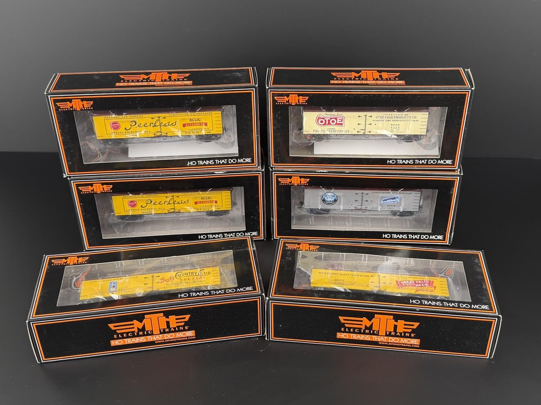 Collection of MTH Electric Reefer Boxcars (1 of 6)