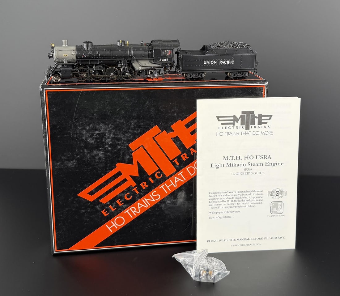 MTH Electric 80-3136-1 2-8-2 USRA Locomotive: Union Pacific #2486
