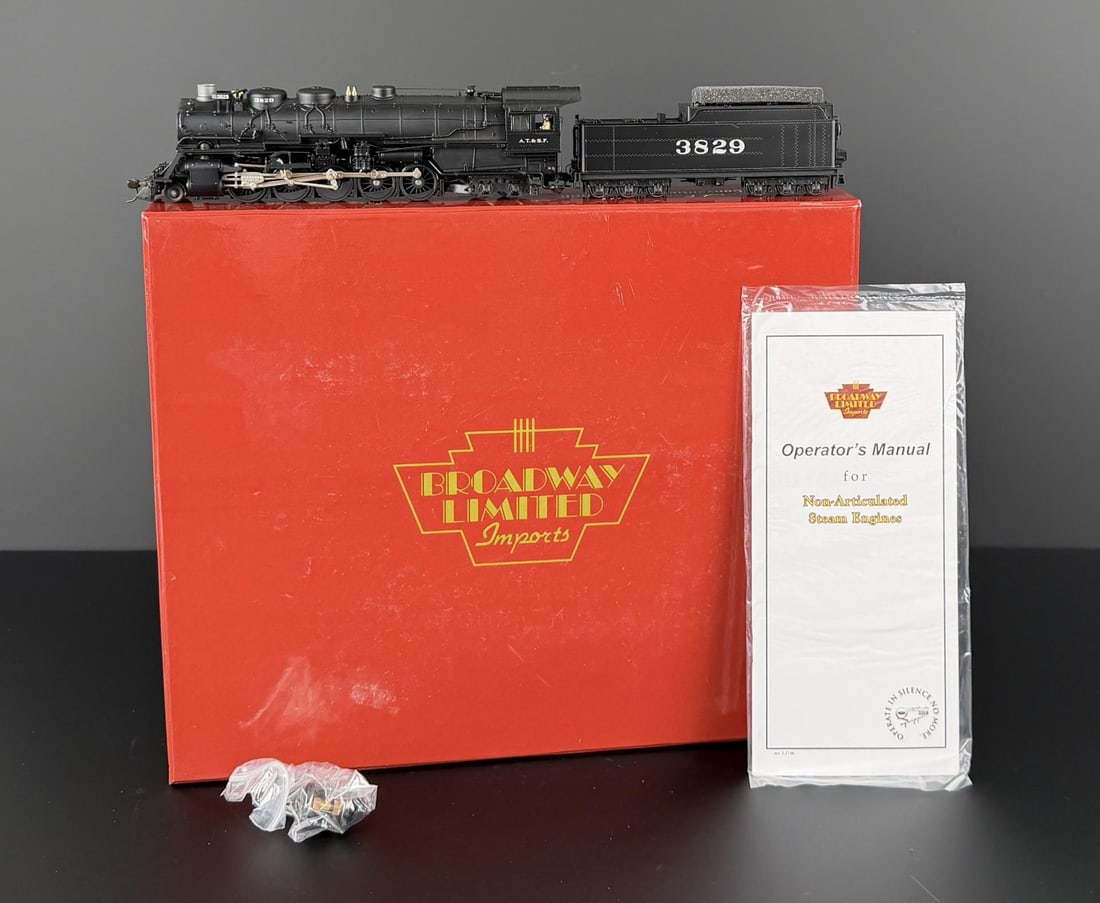 Broadway Limited 85 2-10-4 AT&SF Locomotive: Lettered 3829