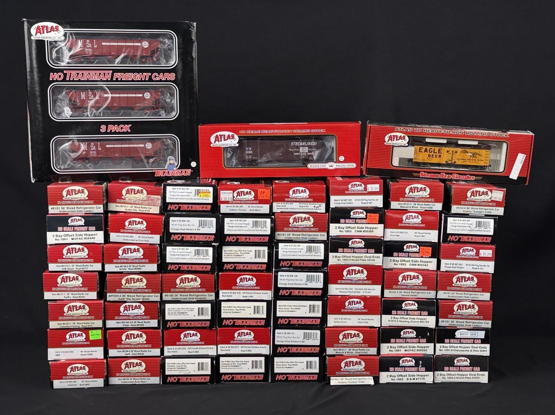 Collection of Atlas Ready to Run Boxcars: 69 total.
