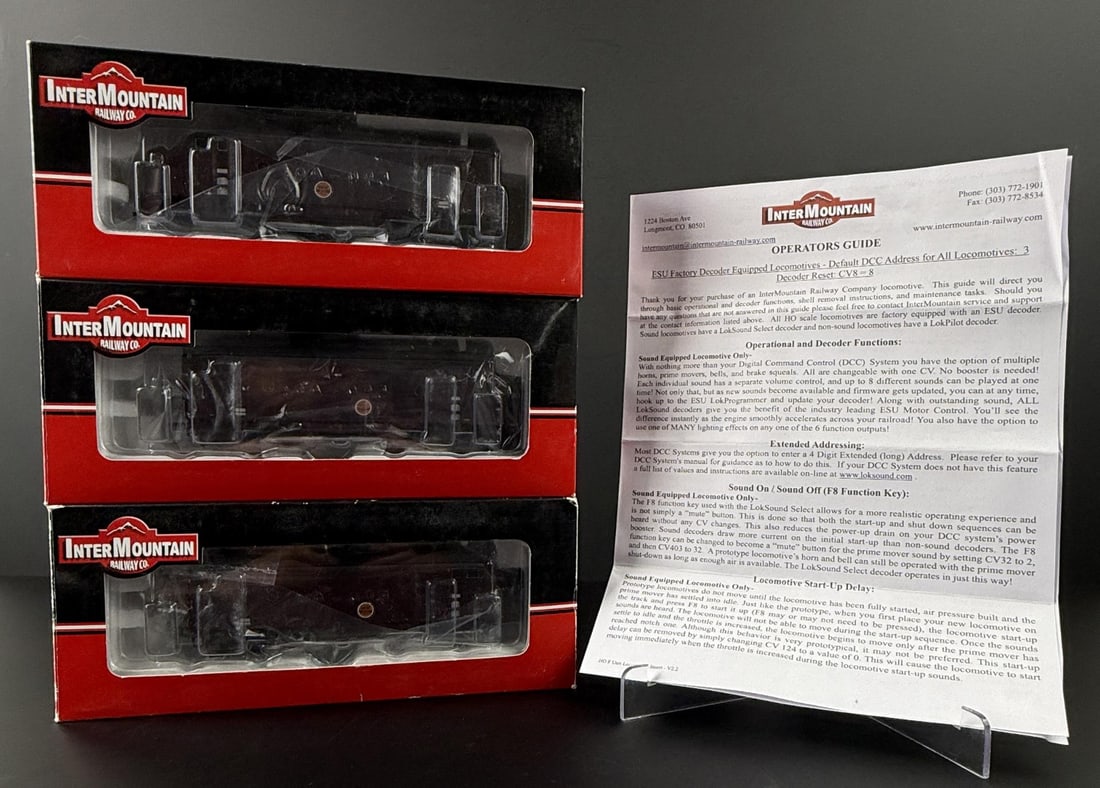 Intermountain Railway Locomotive Set (1 of 5)