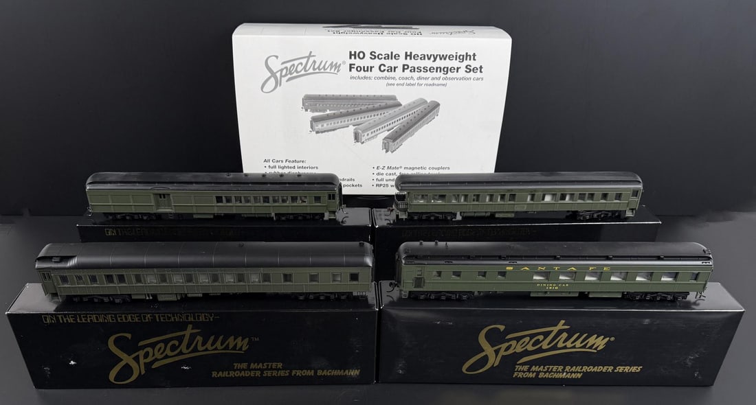 Spectrum HO Scale Heavyweight Passenger Set: Set of 4
