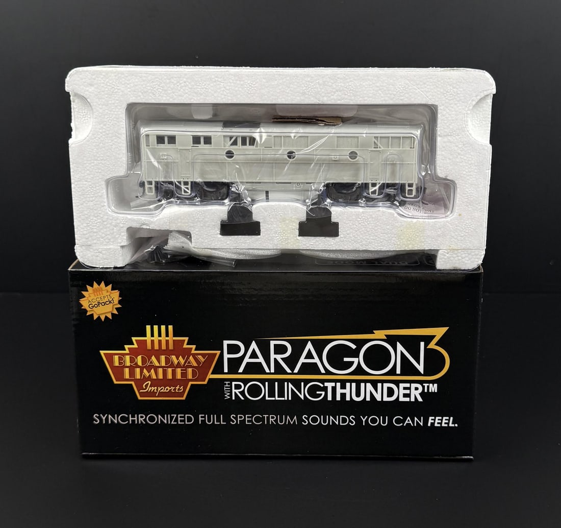 Broadway Limited Paragon 4839 Locomotive: Rolling Thunder. Unpainted.