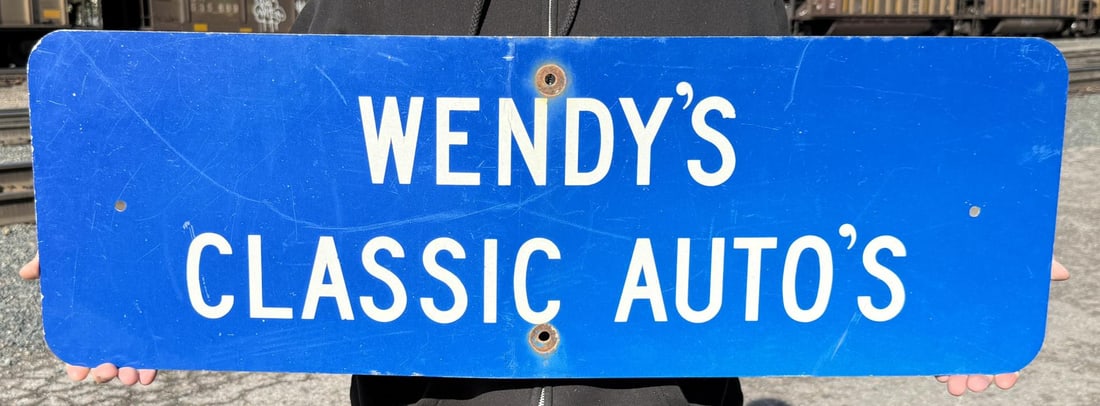 Wendys Classic Autos Sign (1 of 4)
