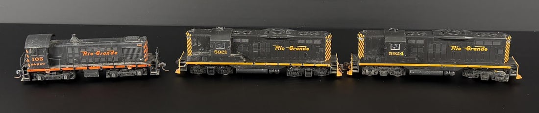 Athearn 105 5921 5924 Locomotives: Nice grouping