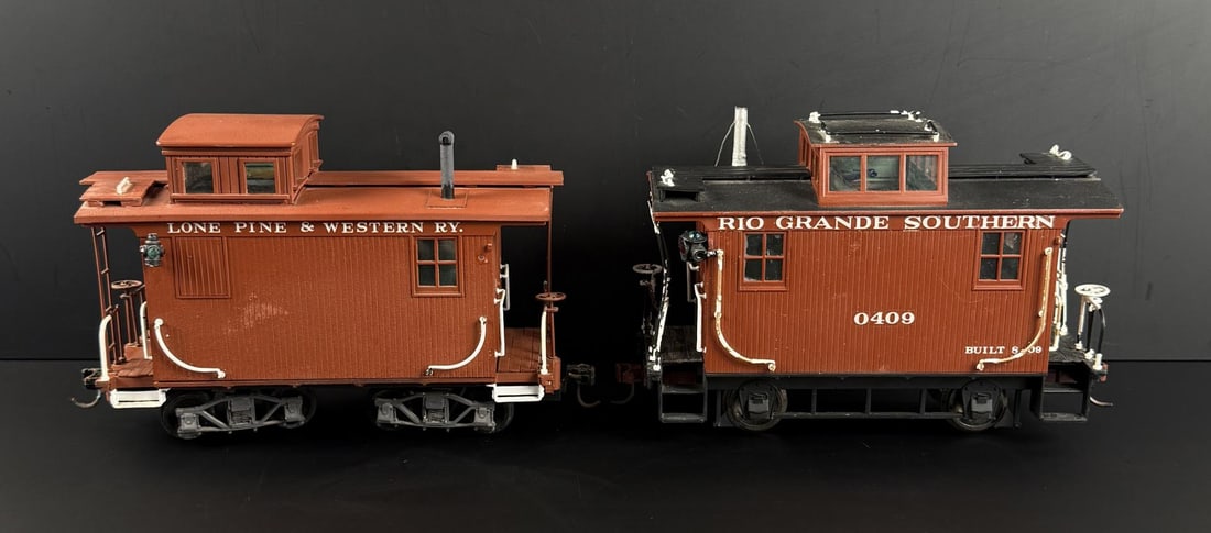Bachmann G Scale Cabooses - 3