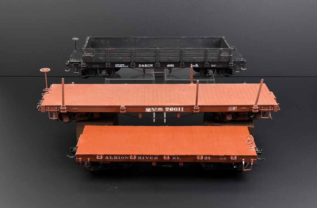 Collection of Bachmann G Scale Flat Cars: Nice grouping