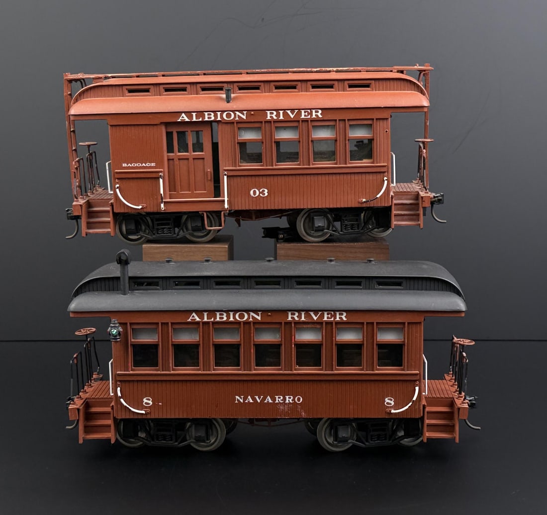 Delton Locomotive Works G Scale Baggage Cars (1 of 7)