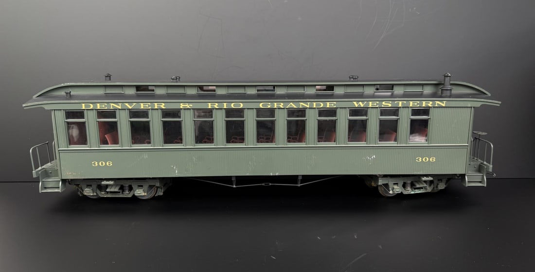 Accucraft D&RGW 306 Passenger Car (1 of 11)