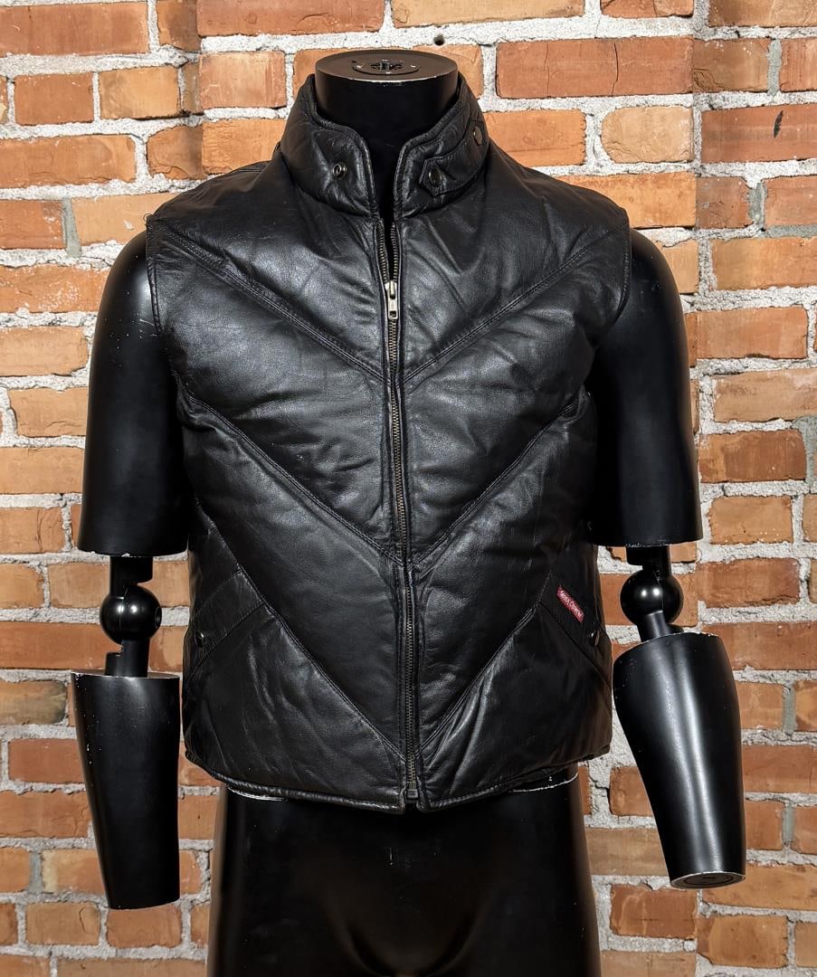 Goose Country Leather Vest (1 of 9)