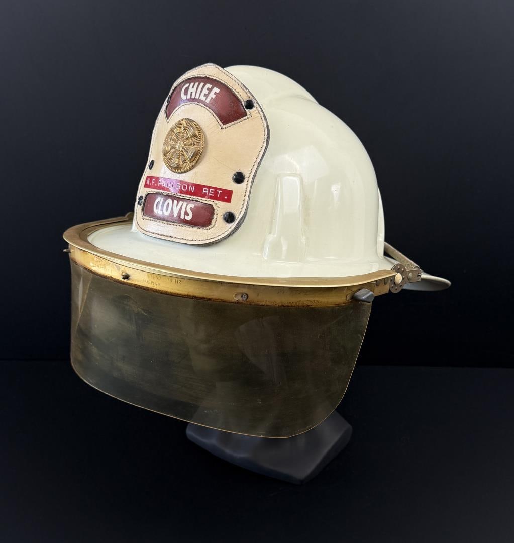 Bullard MSA Super Chieftan Fire Helmet (1 of 10)